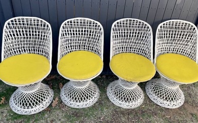 Fabulous 1960s Russell Woodard Four Chairs of Spun Fiberglass