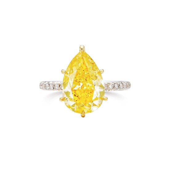 Fancy Vivid Yellow Diamond Ring | 5.86克拉 艷彩黃色鑽石 配 鑽石 戒指