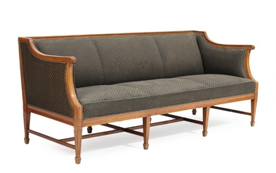 Frits Henningsen: Three-seater sofa with mahogany frame, upholstered with patterned fabric. Made by Frits Henningsen. L. 196 cm.