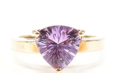 HALLMARKED 9CT GOLD & AMETHYST SOLITAIRE RING