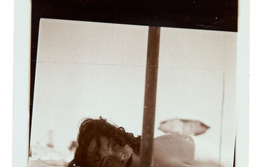 Henriette Theodora Markovitch, dite Dora MAAR 1907 - 1997 Nusch Éluard sur la plage de Juan-les-Pins - Côte d'Azur, été 1937
