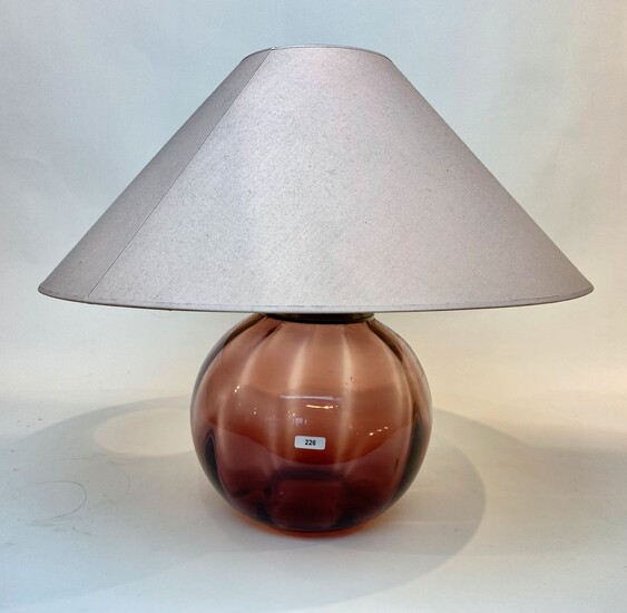 Lampe de table, fin XXe, verre soufflé, h.... - Lot 226 - Phoenix Auction