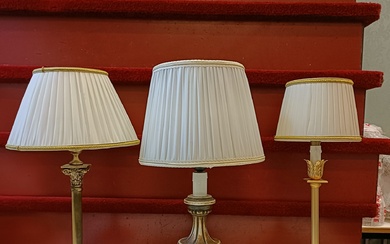 Lotto di tre lampade d'appoggio