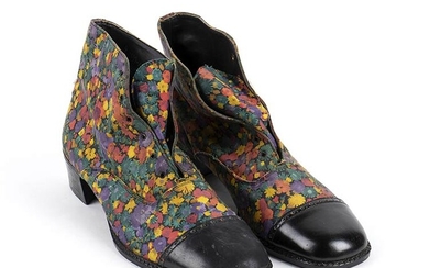 MAN LEATHER SHOES 70s Man leather shoes floral pattern Grado...