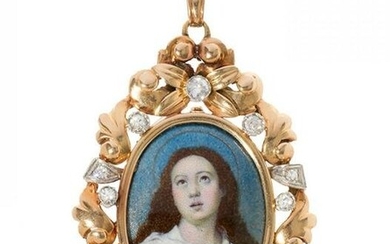 Medal in yellow gold and enamel and diamonds. Image of the Immaculate Virgin, in enamel with yellow