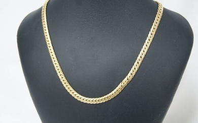 Necklace in 18 kt yellow gold. Weight 20,90 g. Length open 40 cm