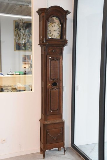 Oak sheath clock (ht 260cm)