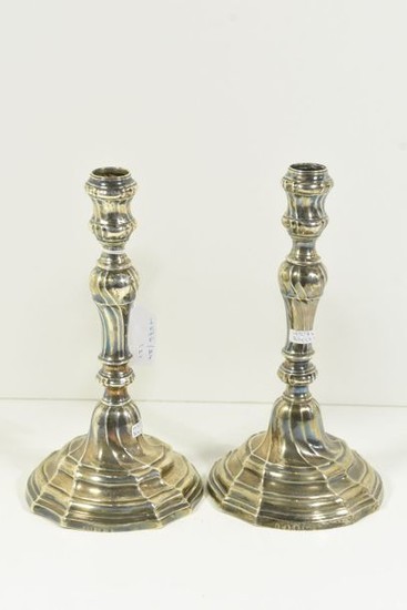 Pair of 18th torso silver candlesticks (HT.27cm)