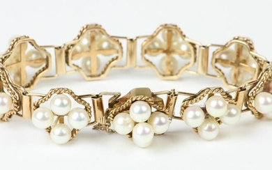 Pearl and 14k Gold Bracelet