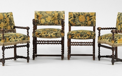 Quatre sièges de style Louis XIII composés à partir d'éléments anciens