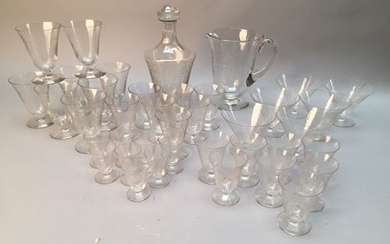 Set of engraved crystal glasses: 6 champagne glasses,...