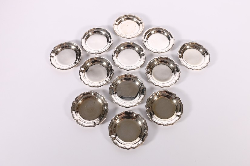Set of six Sterling silver miniature dishes with piecrust ed...