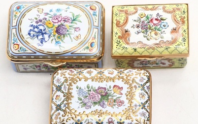 Staffordshire and Bilston Enamel Boxes Featuring Floral Patterns
