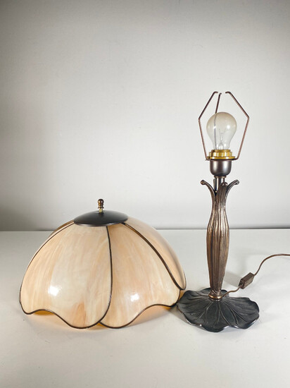 Table lamp from the L&L WMC manufactory.