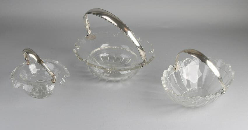 Three-part crystal with silver, 833/000, a round bowl