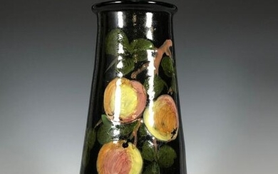 Torquay Apple Branch English Vase