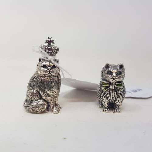 Two modern miniature silver coloured metal cat figures, 3 cm...