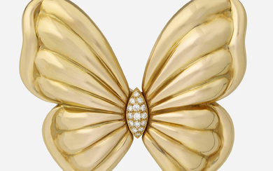 Van Cleef & Arpels Diamond and gold butterfly brooch