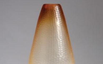 Vase "Battuto", Entwurf Carlo Scarpa (Venedig 1906-1978 Sendai, Japan) um 1940, Ausführung wohl Venini, Murano