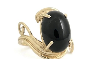 Vintage 1970's Oval Cabochon Black Onyx Cocktail Ring 14K Yellow Gold, 4.82 Gram