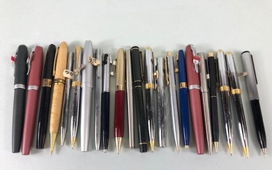 Vintage Pens, collection of vintage 1980s ball point pens, F...