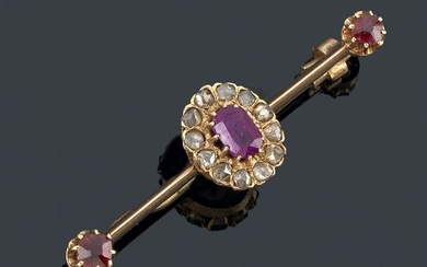 Bar pin with three ruby motifs with diamond border in