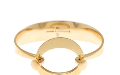 Bent Gabrielsen: A bangle of 14k gold. Front diam. 3 cm. Bangle diam. 5.5 cm.