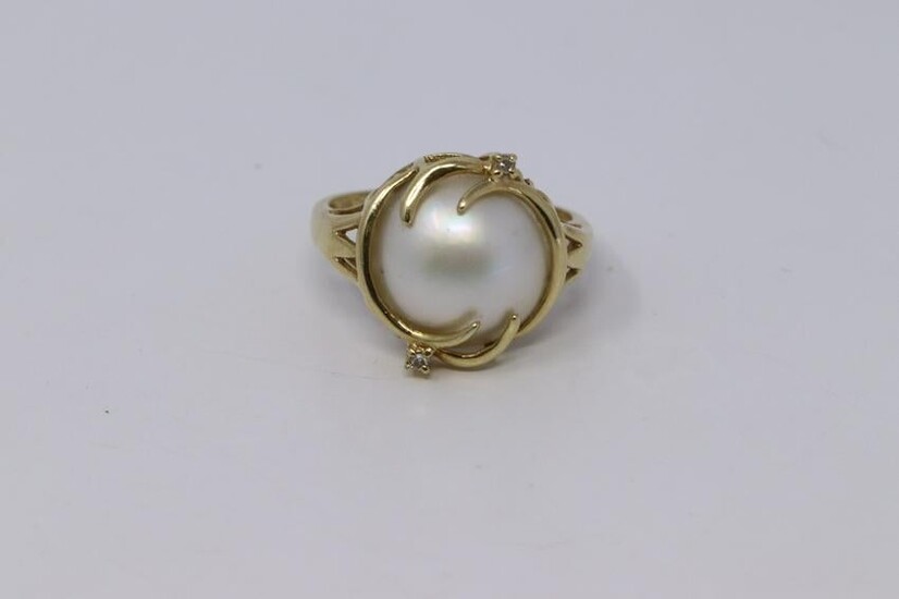 14KT Yellow Gold Diamond / Pearl Ring