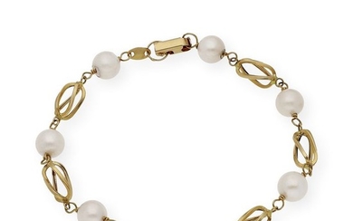 18 kt. Akoya pearl, Saltwater pearls, Yellow gold - Bracelet
