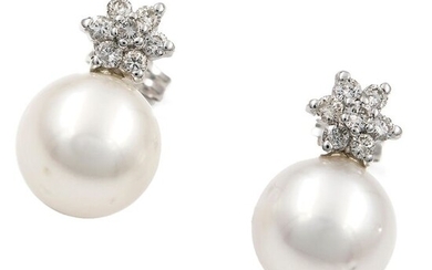 18 kt. South sea pearls, White gold, 12.50 mm - Earrings - 0.70 ct Diamond