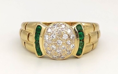 18 kt. Yellow gold - Ring - 0.30 ct Diamonds - Ct 0.24 Emeralds