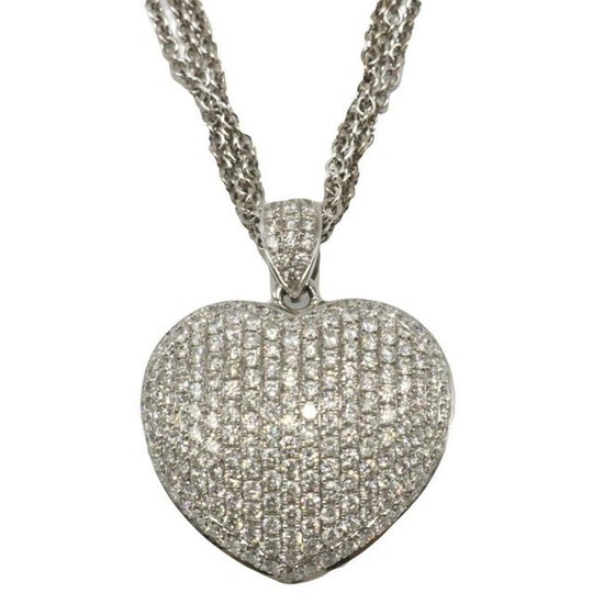 18Kt Heart Diamond Pendant w/ Necklace