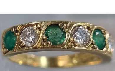 18ct gold diamond and emerald seven stone ring. 3g approx. ...