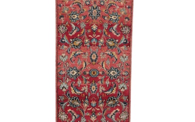 1'9 x 3'10 Hand-Knotted Persian Hamadan Accent Rug
