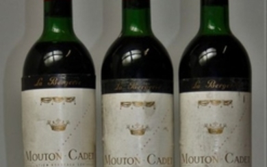 3 bouteilles MOUTON CADET Domaines Baron Philippe …