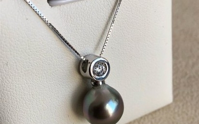 18 kt. White gold - Necklace with pendant - 0.15 ct Diamond - Pearl