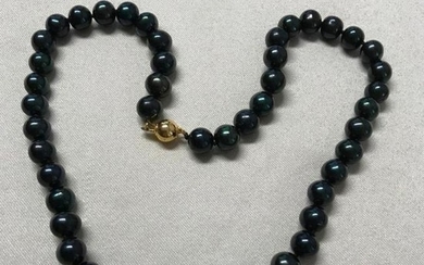 8mm Black Tahitian Pearl 18" Necklace 14kt Gold Clasp