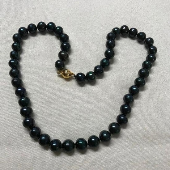 8mm Black Tahitian Pearl 18" Necklace 14kt Gold Clasp