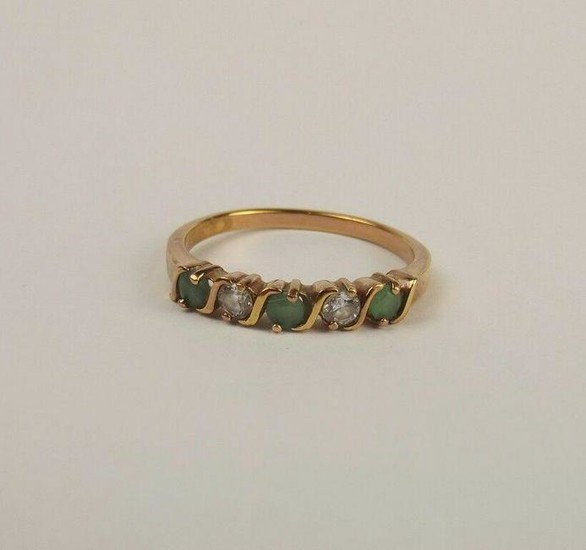 9ct Yellow Gold Jadeite & Glass Ring UK Size V+ US 11
