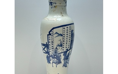 A Chinese Blue&White vase, 17TH/18TH Century Pr. Size:(Heig...