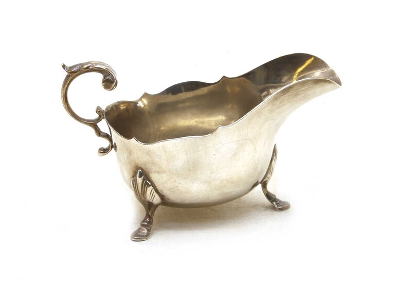 A George V silver sauce boat