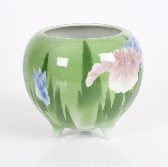 A Japanese Studio Porcelain Vase, Kozan