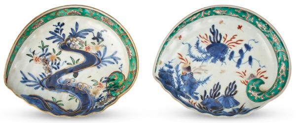 A Pair of Japanese Porcelain Shell-form Dishes