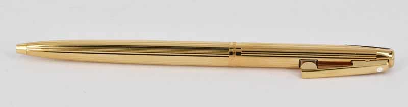 A SHEAFFER GOLD ELECTROPLATED BALL POINT PEN