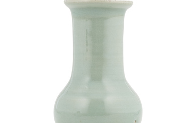 A SMALL LONGQUAN CELADON BOTTLE VASE SOUTHERN SONG-YUAN DYNASTY, 12TH-14TH CENTURY