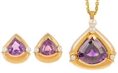 A Suite of Amethyst, Pearl & Gold Jewelry in 14K