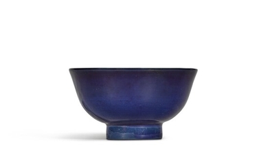 A small dark blue-glazed cup, Japan, Suisaka ware, 18th century | 日本 十八世紀 藍釉小盃