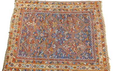 Antique oriental rug. Early 20th century. Shiraz