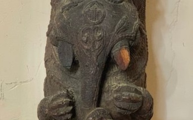 Architectural ornament Ganesha or Makara - circa 58 cm - Wood - India - 18th century