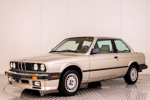 BMW - 3-Serie 325i 325ES E30 - 1986
